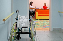 В Правительстве поддержали законопроект «Единой России» о бесплатной госпитализации детей-инвалидов с родителями 