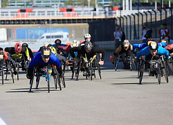 На трассе «Сочи Автодром» финишировал VII Международный полумарафон на спортивных колясках Рецепт-Спорт